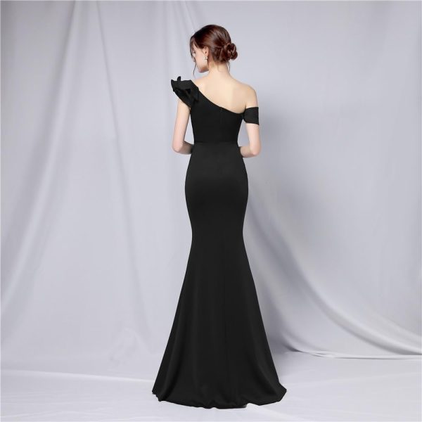 Classic Black Dinner Dresses Sexy Slash Neck One Shoulder Ruffles Evening Gowns Women Elegant Party Maxi Skirt