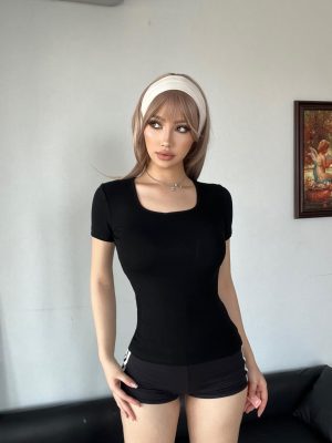 5 Pack Short Sleeve for Womens Square Neck T Shirts Fashion Casual Basic Tees Tops Summer Outfits Clothes 2025