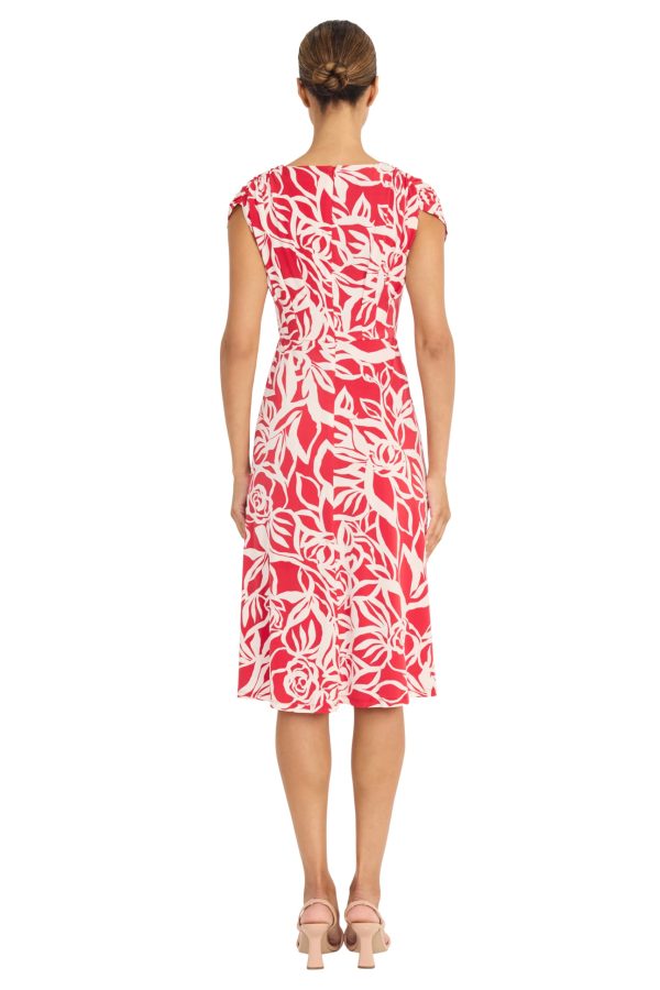 Womens V-Neck Cap Sleeve Knee Length-Fitted Bodice with A-line Skirt-Special Occasion Cocktail Dress