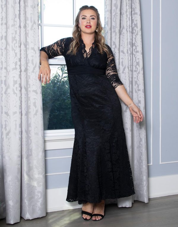 Women's Plus Size Screen Siren Lace Evening Gown