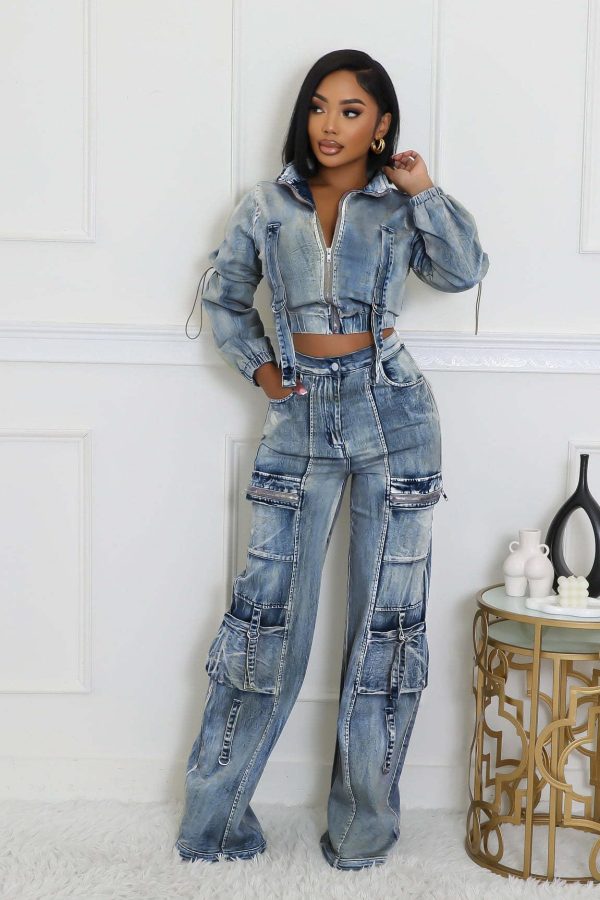 Women's Two Piece Denim Outfits Long Sleeve Cropped Jean Jacket Cargo Pants with Pockets Y2K Tracksuit Set