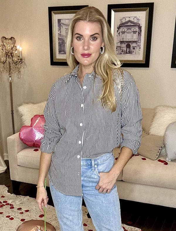 Striped Button Down Shirts for Women Casual Loose Long Sleeve Shirts Business Work Tunic Top