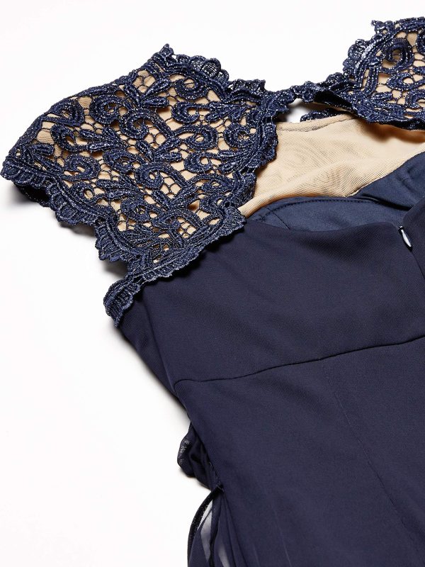 Women's Long Cap Sleeve Side Ruched Gown (Petite and Regular Sizes)